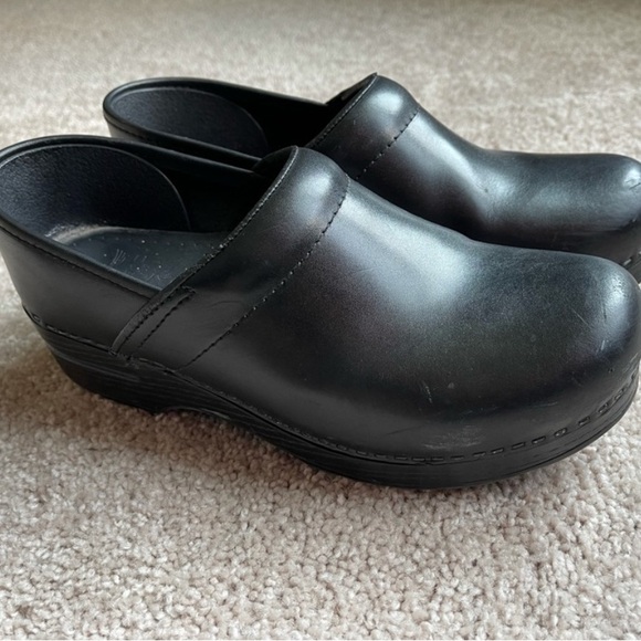Dansko clogs - Picture 2 of 3